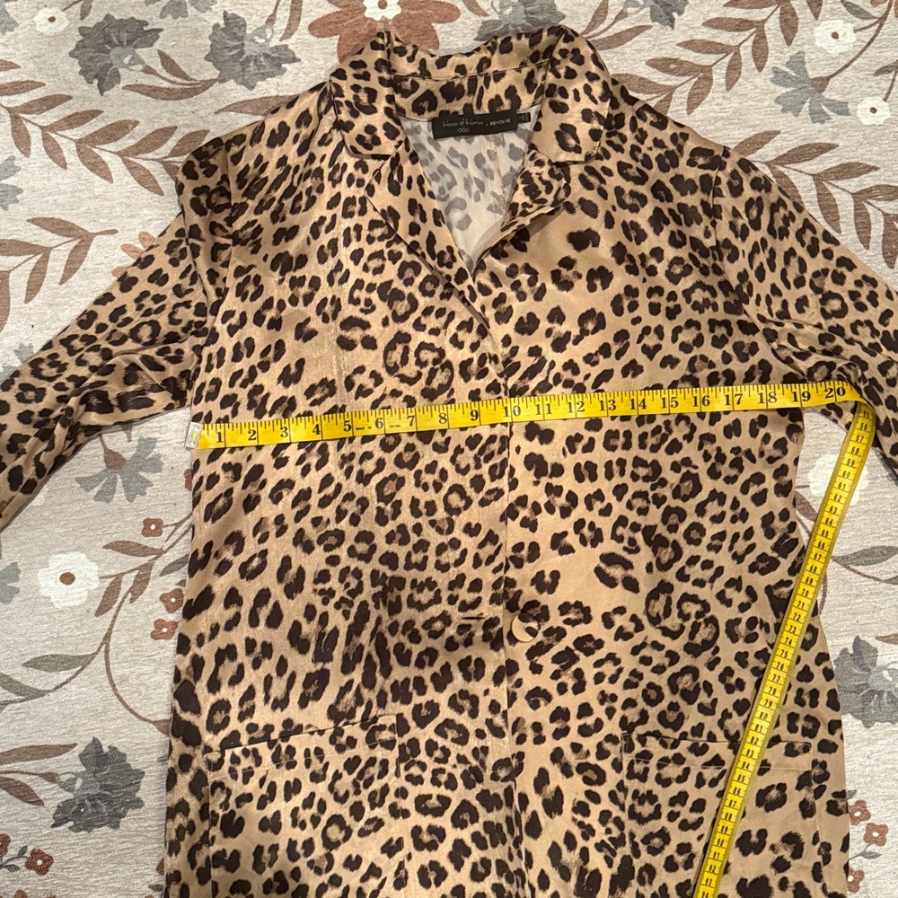 House of Harlow 1960 x REVOLVE Delaney Duster in Leopard - Picture 11 of 12